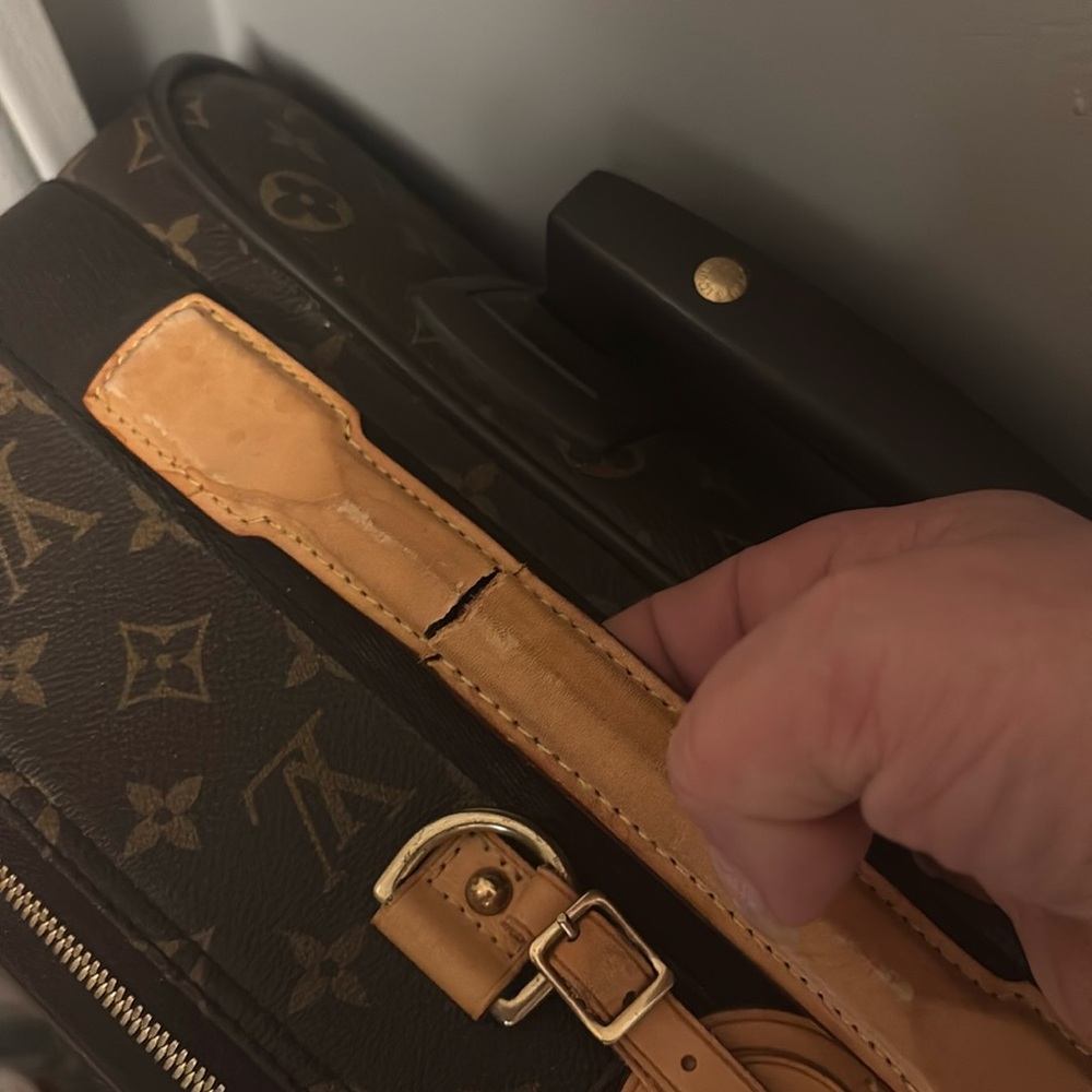 Louis Vuitton Pegase 55 - Picture 4 of 5